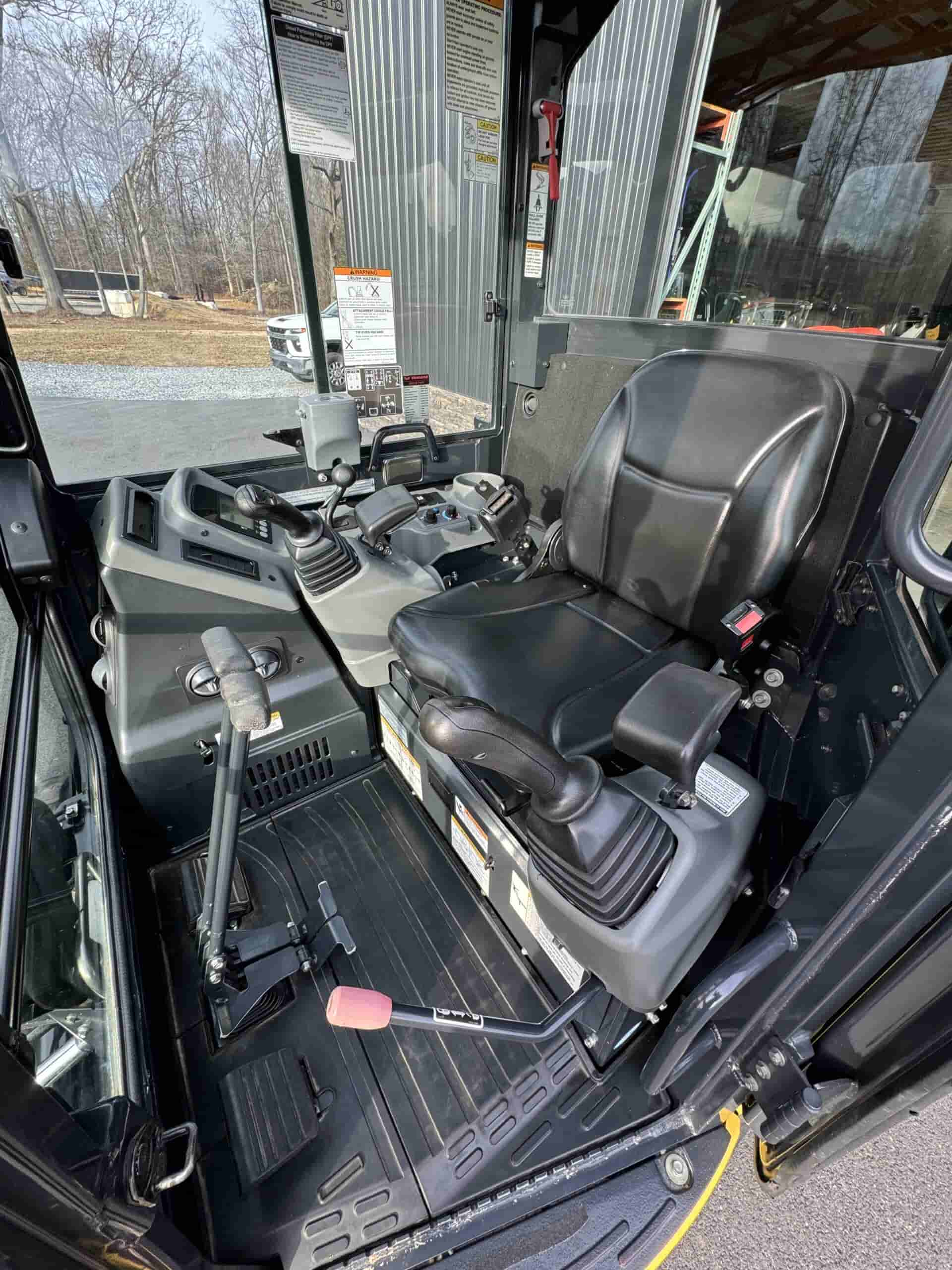 2018 YANMAR VIO45-6A CLEAN
